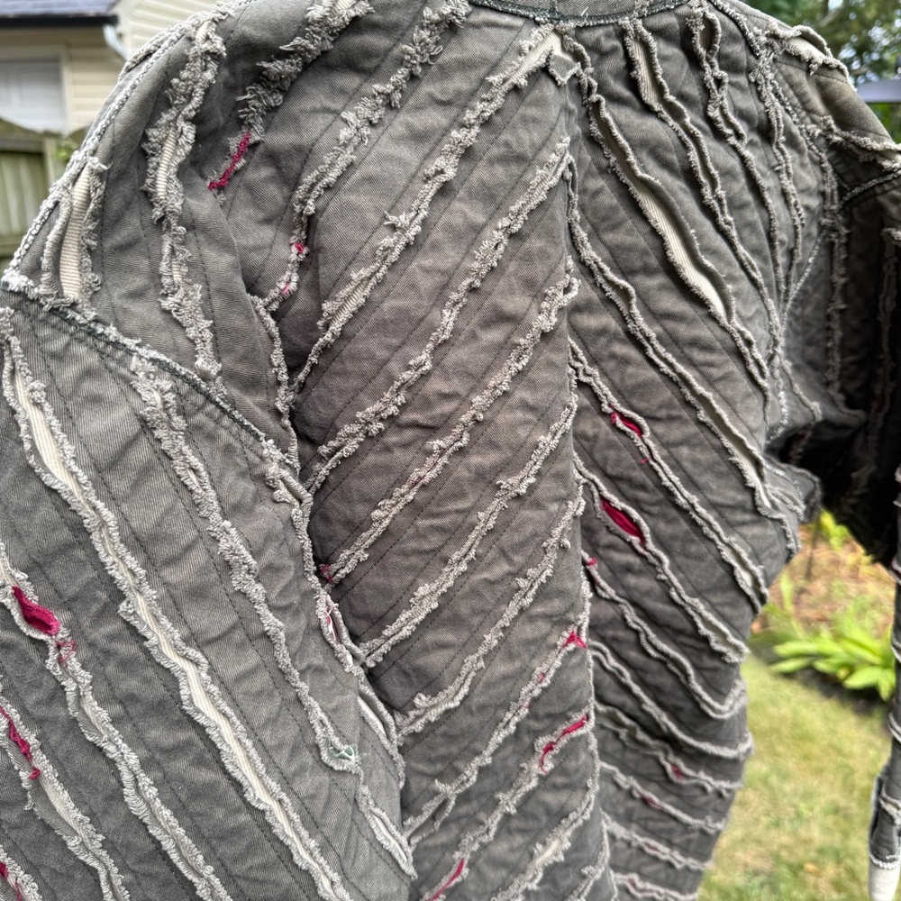 Textured Handmade Jacket - Picture 4 of 7